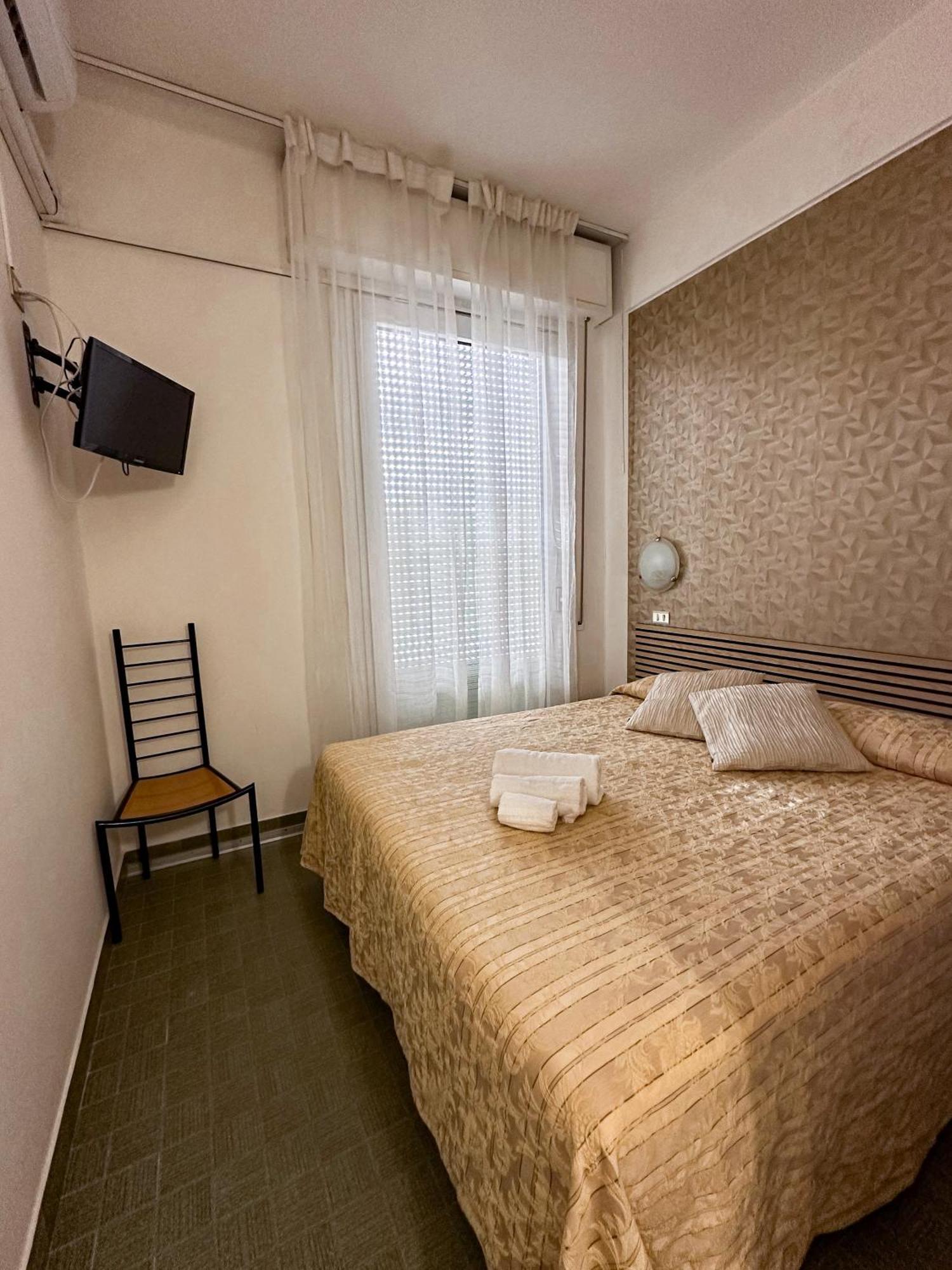 Hotel Re Leone Rimini Exterior photo